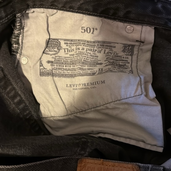 🎉HOST PICK🎉 Levi's 501 '90s Jeans - Picture 11 of 12